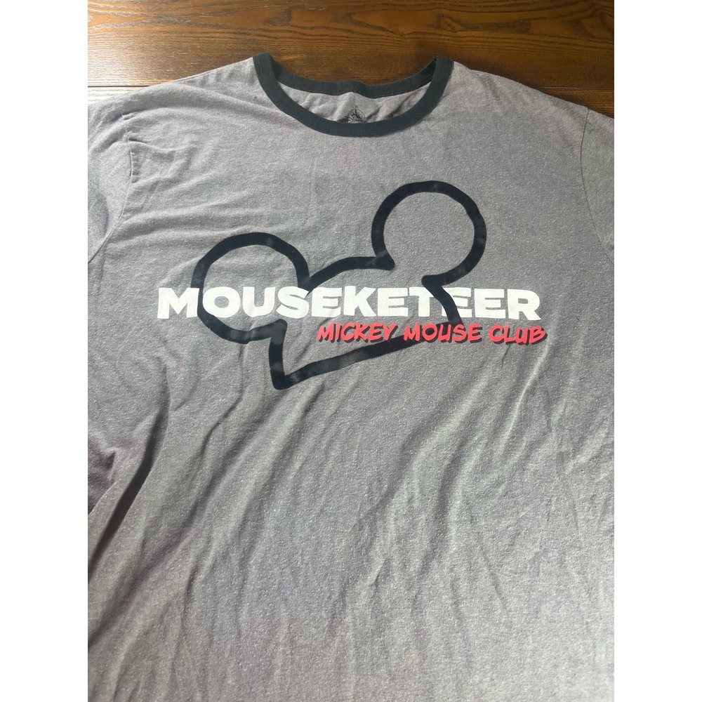Disneyland Graphic T-Shirts Musketeer Mickey Mouse Club Gray/Black Size XL